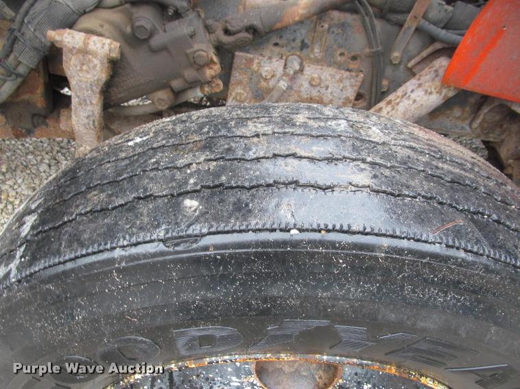 image for item DG9464 1993 International 4900 dump truck