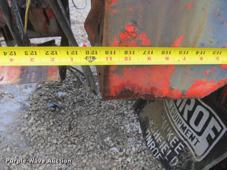 image for item DG9464 1993 International 4900 dump truck