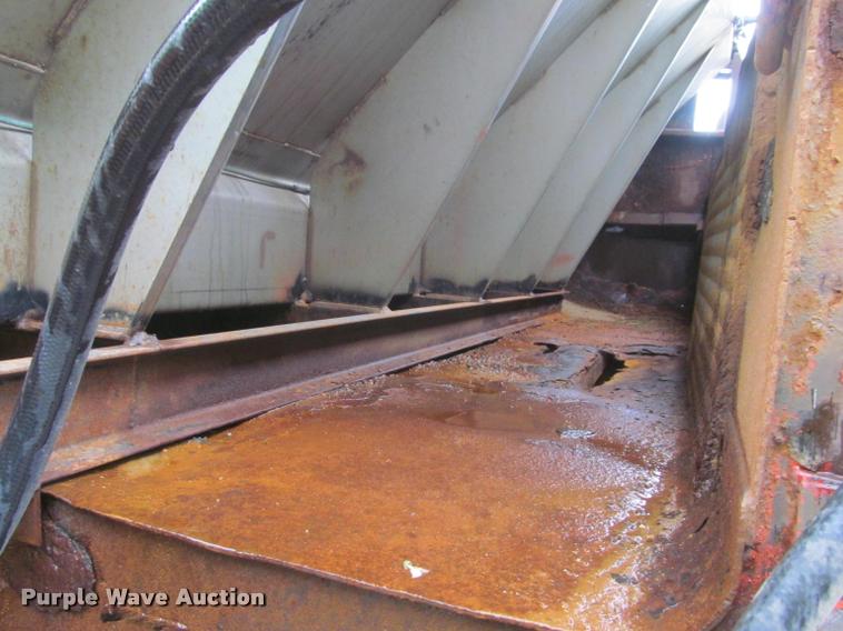 image for item DG9464 1993 International 4900 dump truck