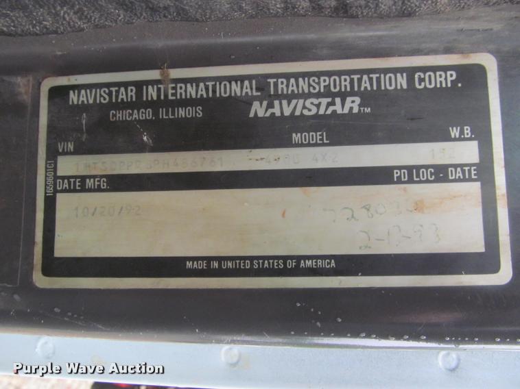 image for item DG9464 1993 International 4900 dump truck