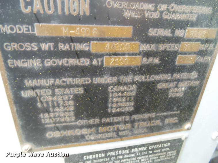 image for item DH9259 1962 Oshkosh M-490-6 tow truck