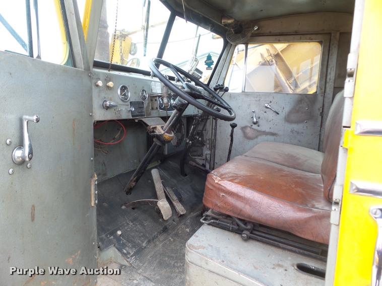 image for item DH9260 1960 Oshkosh W-B-906 flatbed truck