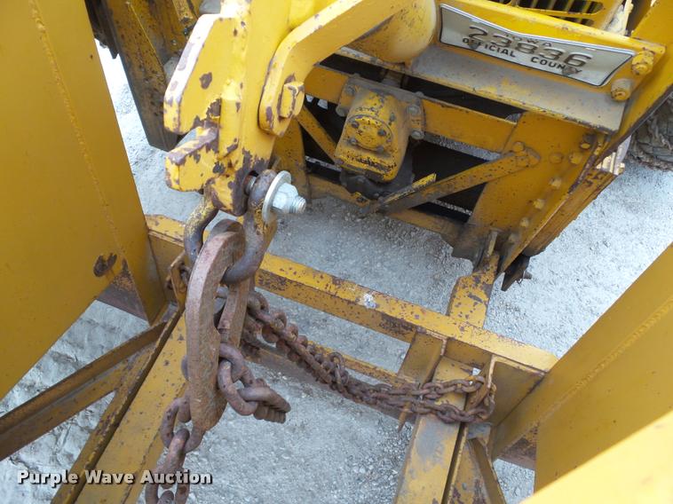 image for item DH9260 1960 Oshkosh W-B-906 flatbed truck