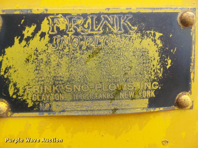 image for item DH9260 1960 Oshkosh W-B-906 flatbed truck