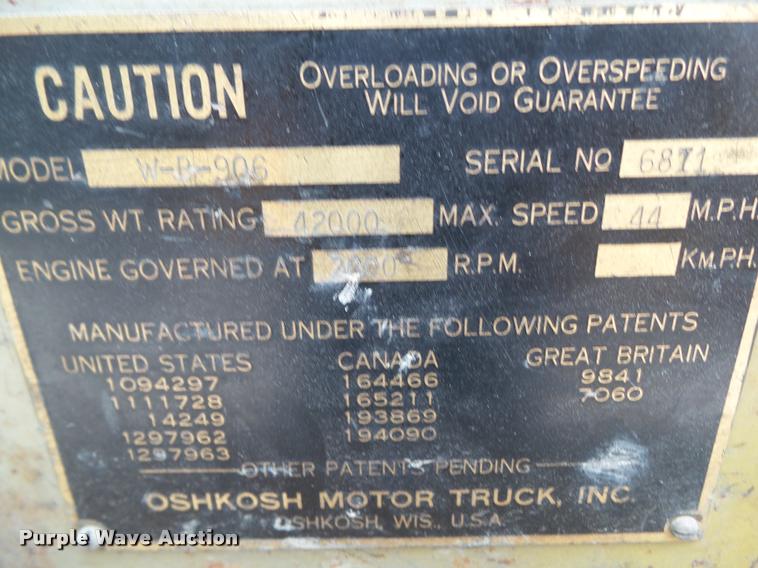 image for item DH9260 1960 Oshkosh W-B-906 flatbed truck