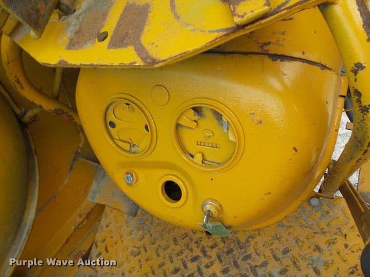 image for item DH9261 Lull SP-210FT Cyclone broom