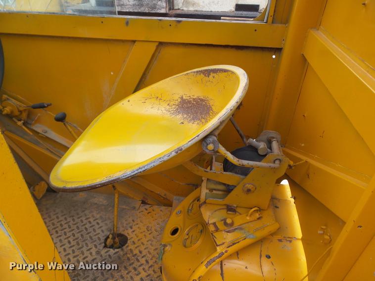 image for item DH9261 Lull SP-210FT Cyclone broom