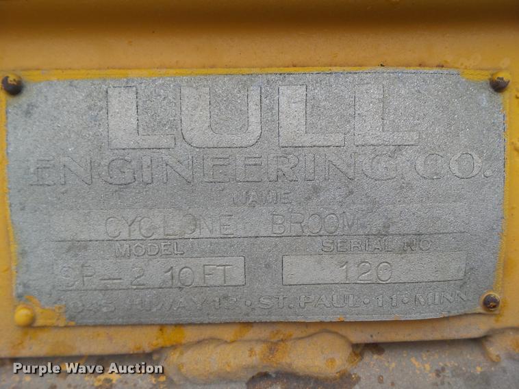 image for item DH9261 Lull SP-210FT Cyclone broom