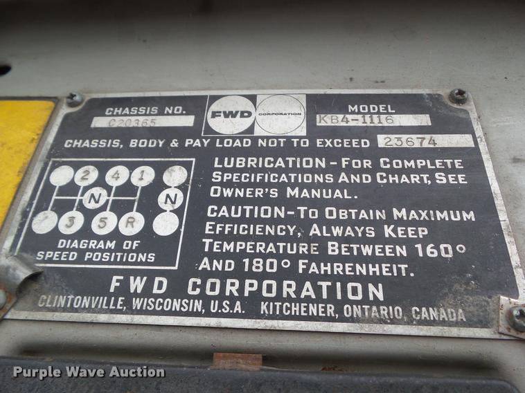 image for item DH9262 1975 FWD KB4-1116 snow thrower truck