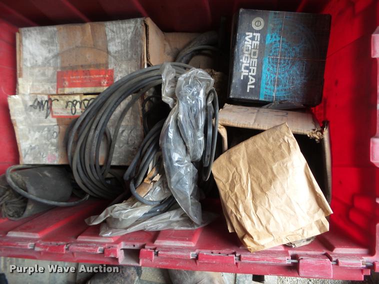 image for item DH9268 Oshkosh parts