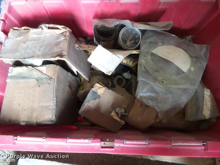 image for item DH9268 Oshkosh parts