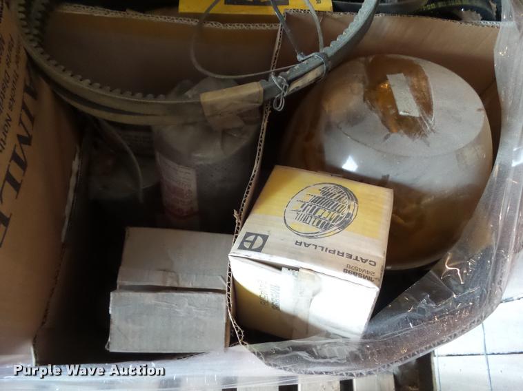 image for item DH9271 Caterpillar 12G and 14G parts