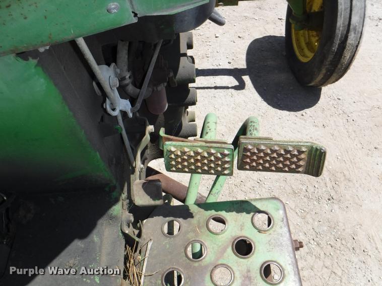 image for item DJ9018 John Deere 1650 tractor