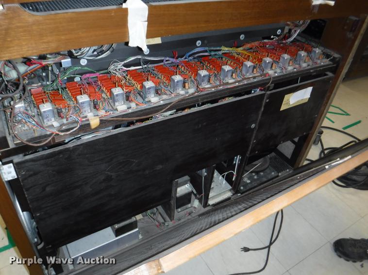 image for item DJ9024 Baldwin organ