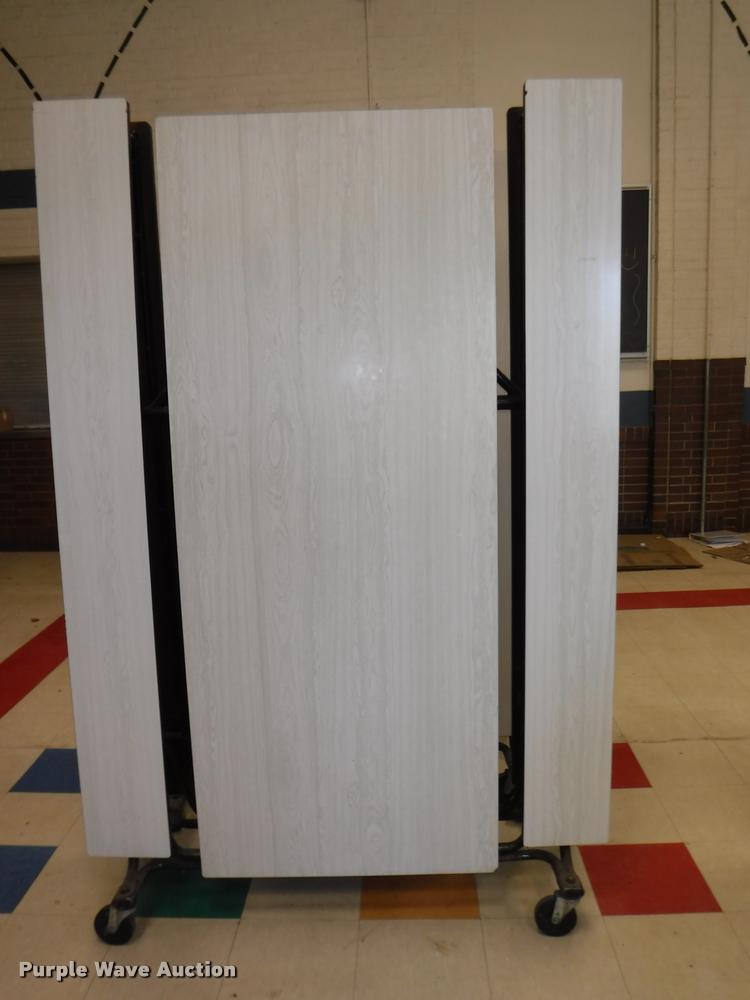 image for item DJ9030 (4) tables