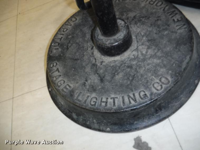 image for item DJ9033 (3) spotlights