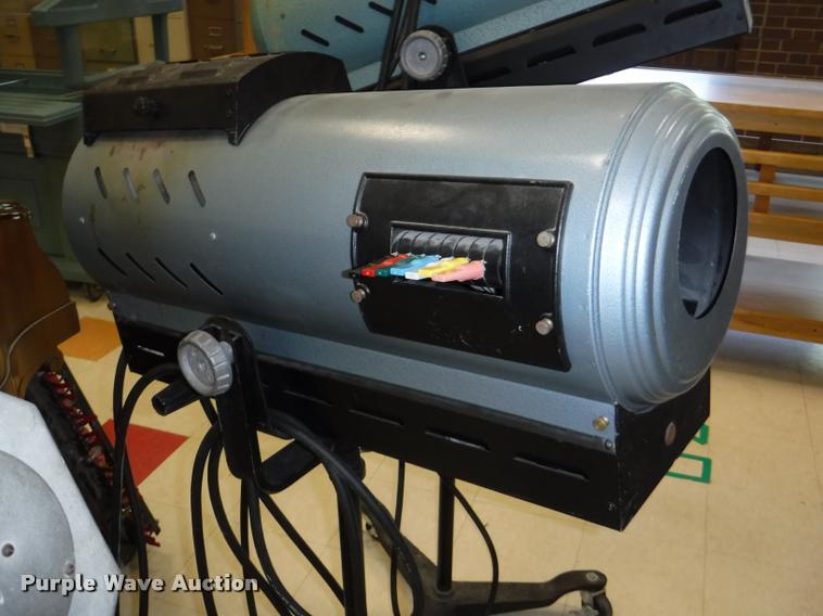 image for item DJ9033 (3) spotlights