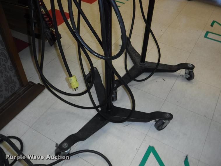 image for item DJ9033 (3) spotlights