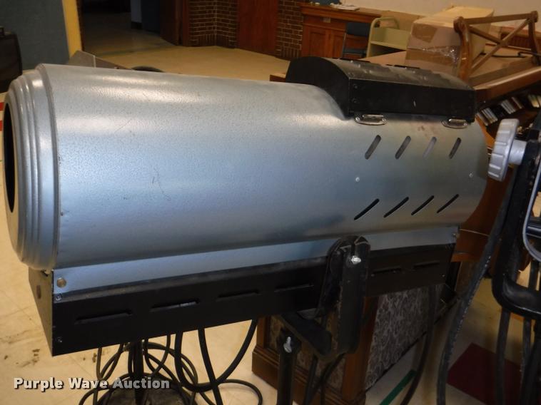 image for item DJ9033 (3) spotlights