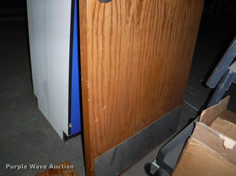 image for item DJ9037 (8) wood solid core doors