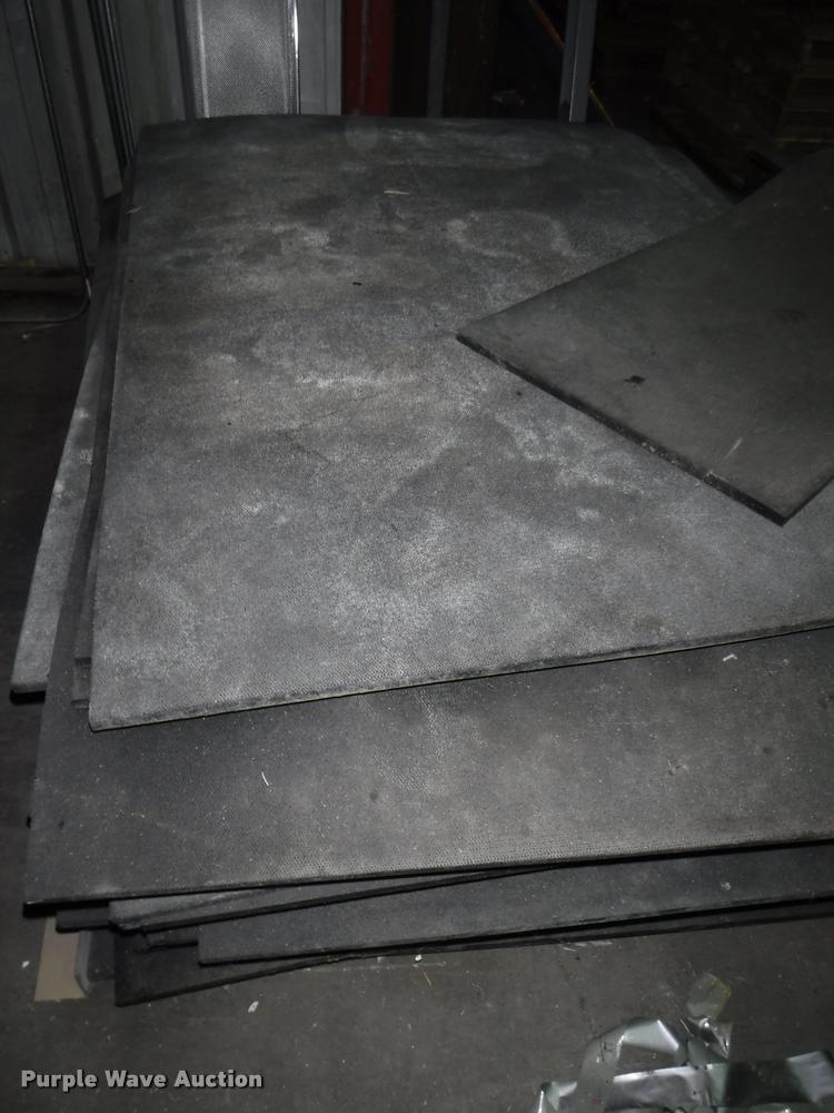 image for item DJ9038 Approximately 180 rubber livestock stall mats