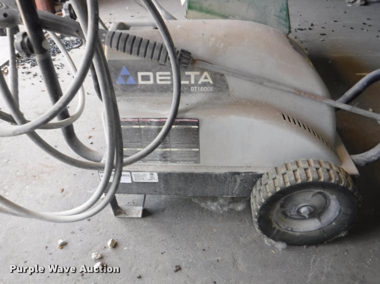 image for item DJ9043 Tools