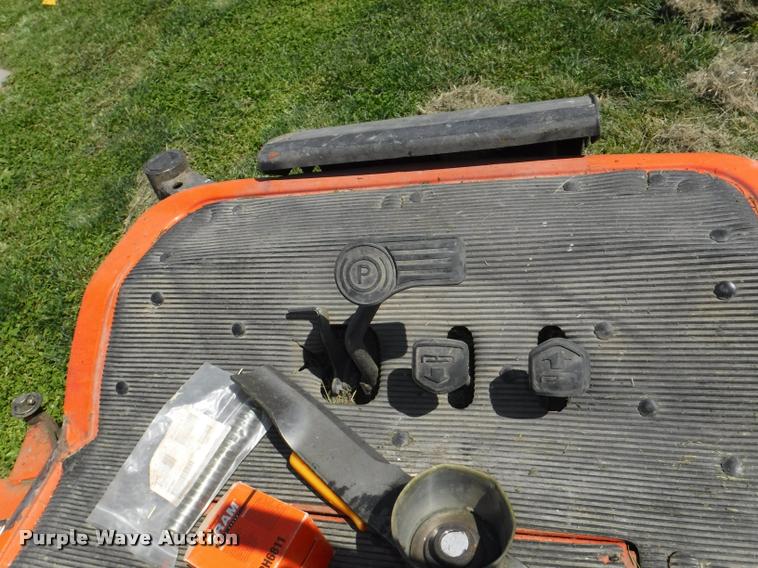 image for item DJ9081 Kubota ZD331 ZTR lawn mower
