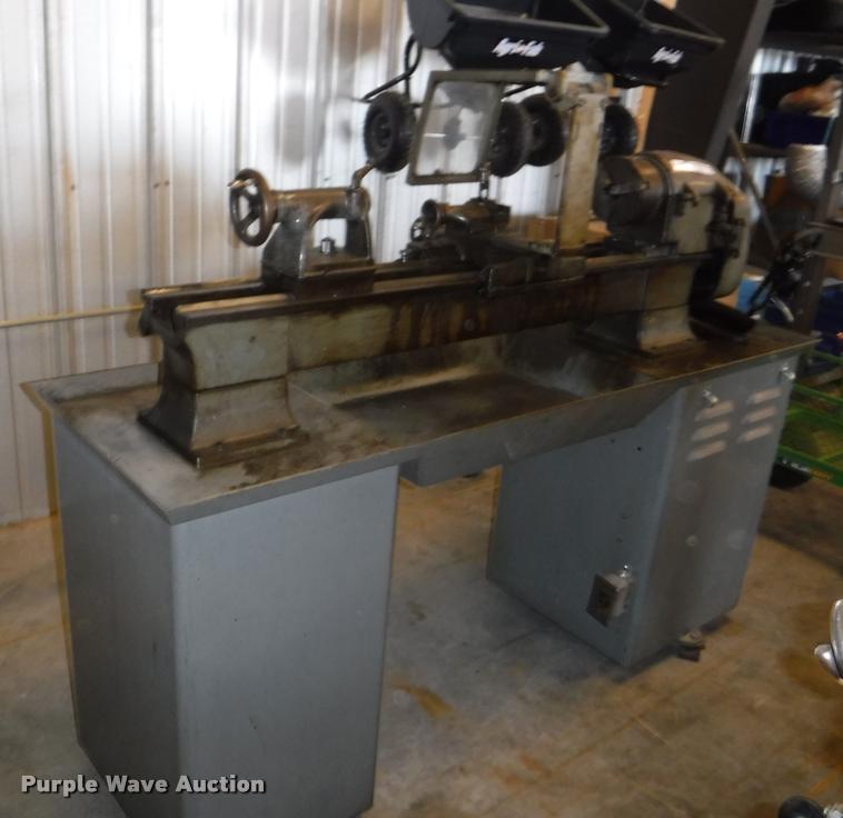 Logan metal lathe in Gardner, KS Item DJ9117 sold Purple Wave