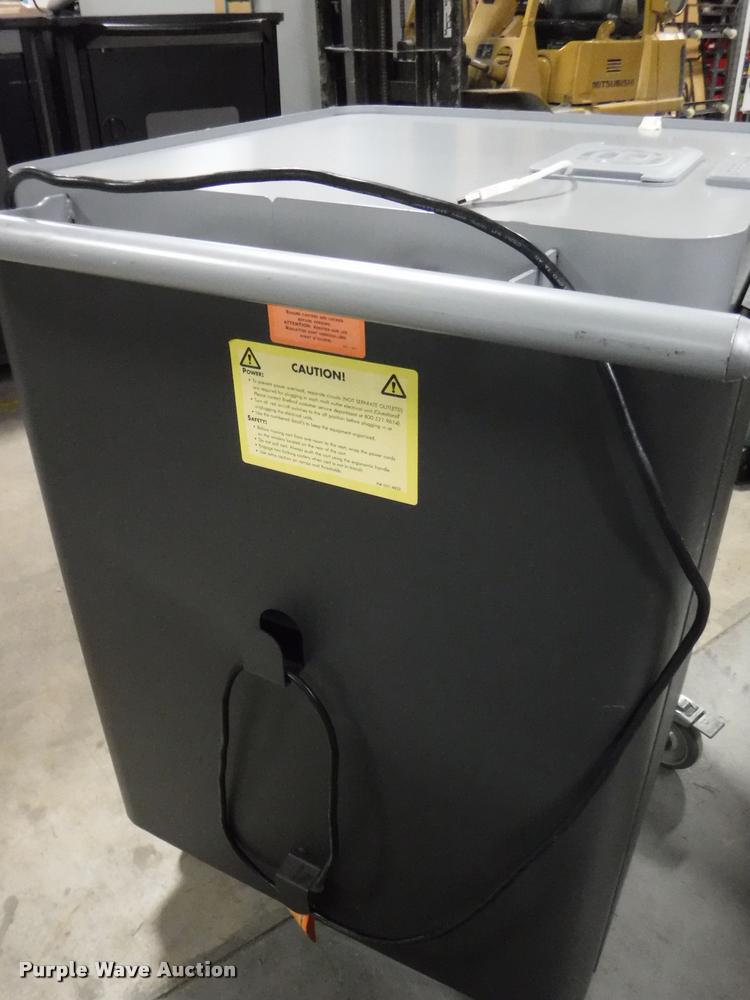 image for item DJ9223 (2) Bretford iPad charging carts