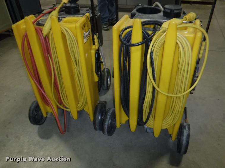 image for item DJ9227 (2) Kai Whiz No-Touch cleaning systems