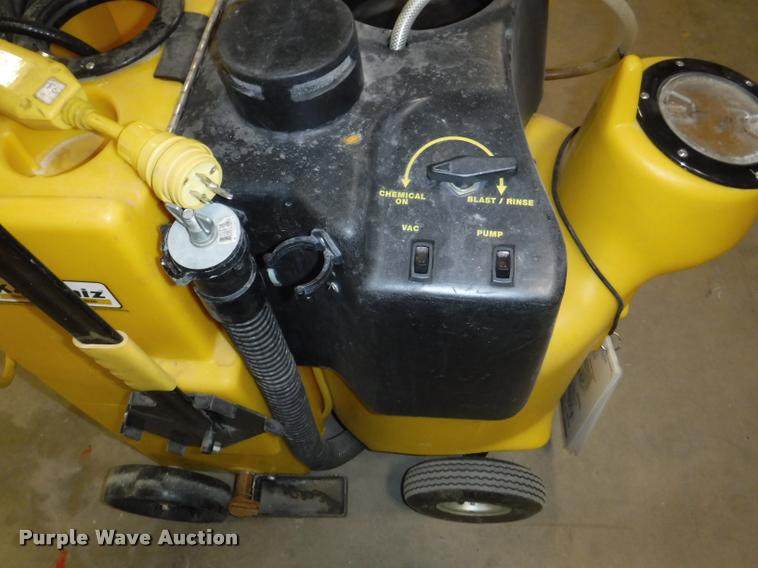 image for item DJ9227 (2) Kai Whiz No-Touch cleaning systems