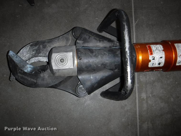 image for item DJ9229 Holmatro Jaws-of-Life rescue system