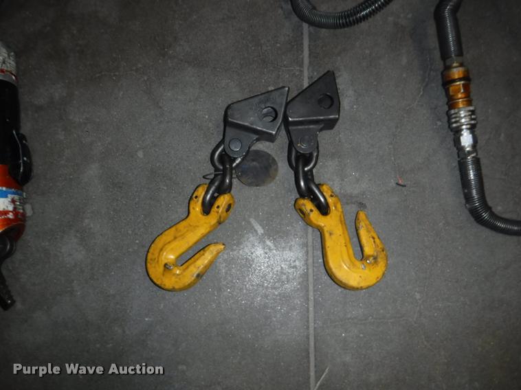 image for item DJ9229 Holmatro Jaws-of-Life rescue system
