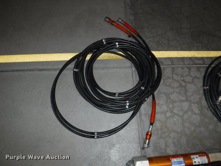 image for item DJ9229 Holmatro Jaws-of-Life rescue system