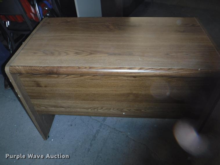 image for item DJ9231 Office furniture