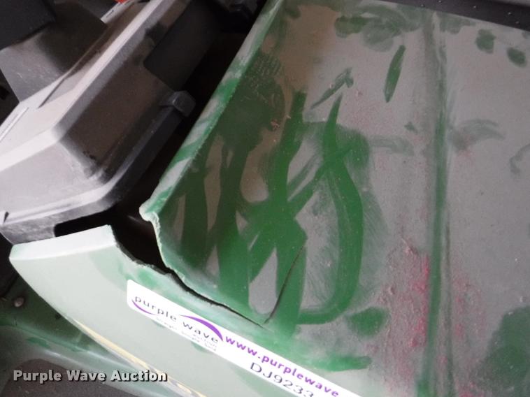 image for item DJ9233 (2) lawn mowers