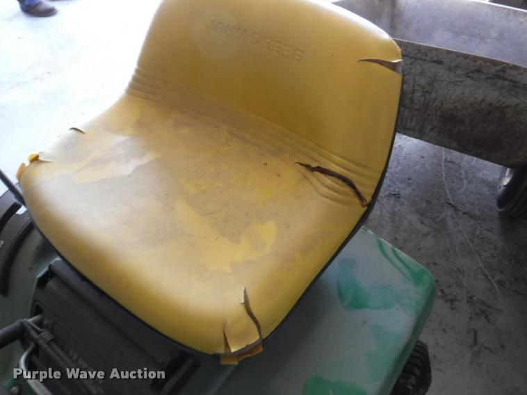 image for item DJ9233 (2) lawn mowers