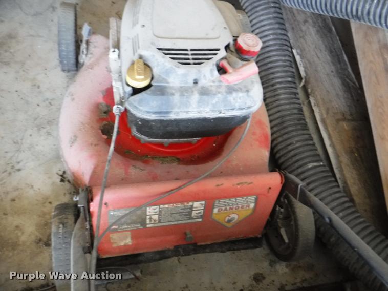 image for item DJ9233 (2) lawn mowers