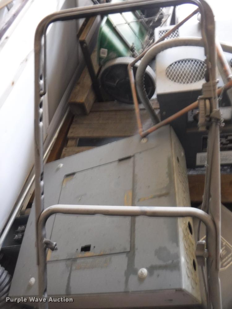 image for item DJ9233 (2) lawn mowers