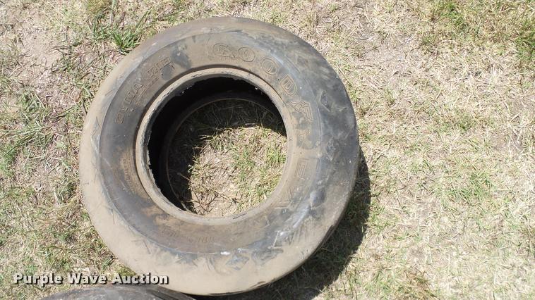 image for item DJ9878 (4) 11L-15 tires