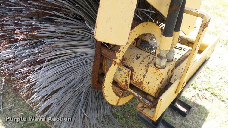 image for item DJ9904 (3) Tiger boom attachments