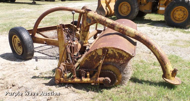 image for item DJ9905 W.E. Grace broom