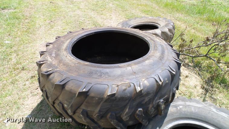 image for item DJ9907 Approximately 100 tires
