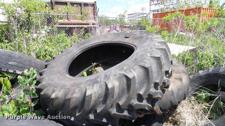 image for item DJ9907 Approximately 100 tires