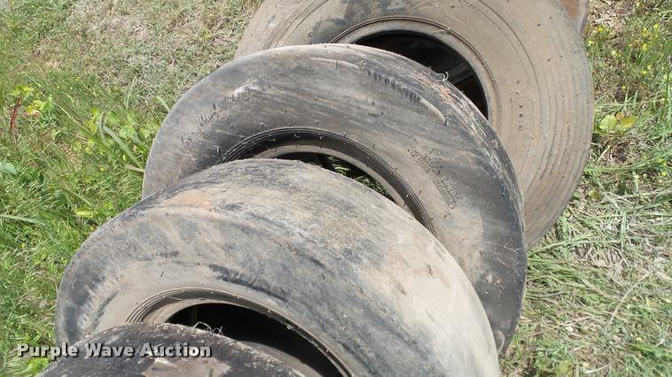 image for item DJ9908 (9) 7.50-15NHS pneumatic roller tires