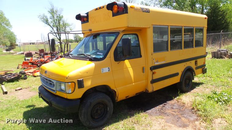 image for item DM9026 1998 Ford Econoline Super Duty school bus