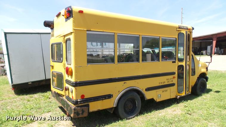 image for item DM9026 1998 Ford Econoline Super Duty school bus