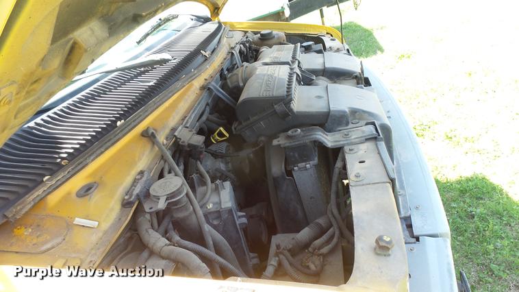 image for item DM9026 1998 Ford Econoline Super Duty school bus