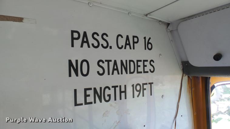 image for item DM9026 1998 Ford Econoline Super Duty school bus