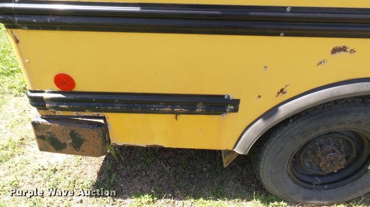 image for item DM9026 1998 Ford Econoline Super Duty school bus